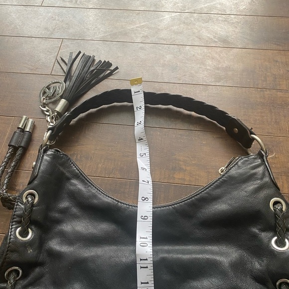 Michael Kors Slouchly Shoulder Hobo black leather bag - Picture 7 of 11